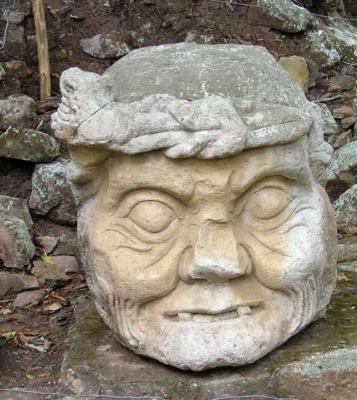 Іл. 85: Голова Іцамаата. Копан. Іл. 85: Голова Іцамаата. Копан.