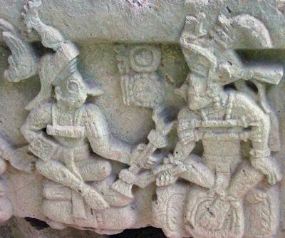 Іл. 394: Йаш Пасах Чан Йопаат (права…