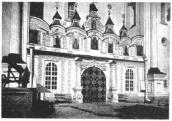 Портал Николаевского собора