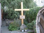 Рис. 2.4.2.3.1.22. Хрест в пам’ять про Борисоглібську церкву (у дворі… Рис. 2.4.2.3.1.22. Хрест в пам’ять про…
