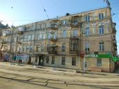 Рис. 2.5.1.56. Прибутковий будинок №7/3 на розі вул. Спаської та Межигірської.… Рис. 2.5.1.56. Прибутковий будинок…