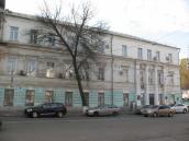 Рис. 2.5.1.64. Будівля по Костянтинівській 9/6, у флігелі, якої діяла перша в… Рис. 2.5.1.64. Будівля по…