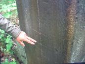 Рис. 2.5.6.86. П’єдестал водомірної кулі з позначками повеней, 2006 р. Рис. 2.5.6.86. П’єдестал водомірної…