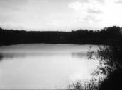 Рис. 2.7.4.3. Краєвид заповідника «Конча-Заспа», кадр з трейлера фільму про… Рис. 2.7.4.3. Краєвид заповідника…