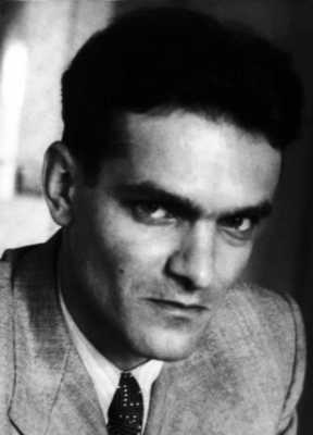 Іл. 19: Ю. В. Кнорозов на початку…