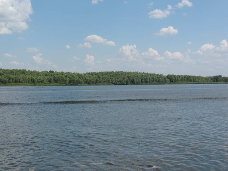 Острів Крайній або Горіховий