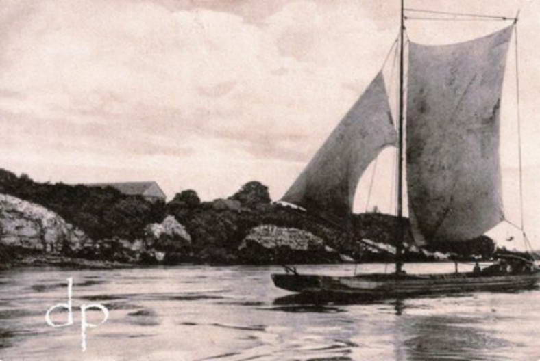 Річкове судно в Пулавах на Віслі…