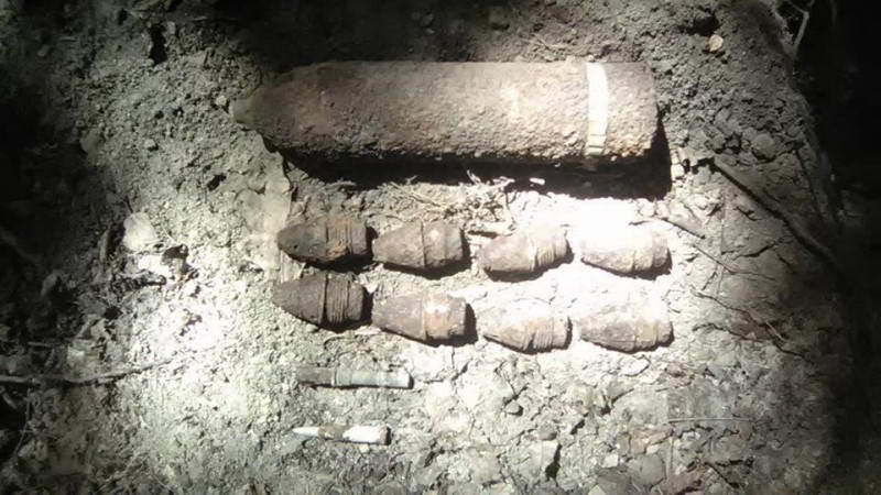 Снаряд та гранати знайдені на Лисій горі