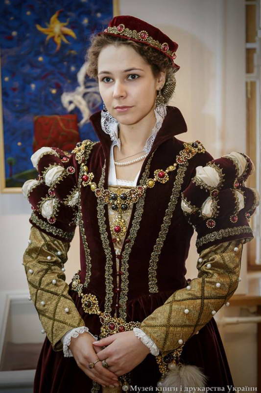 Dress of noble lady XVII c.