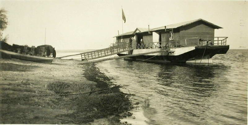 Steamship wharf in Mezhigorie, 1916
