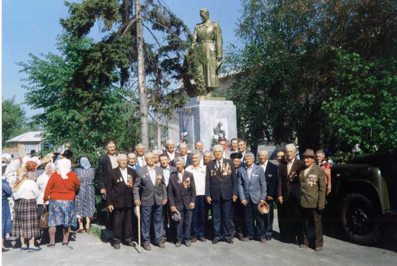 56. Former soldiers of World War II